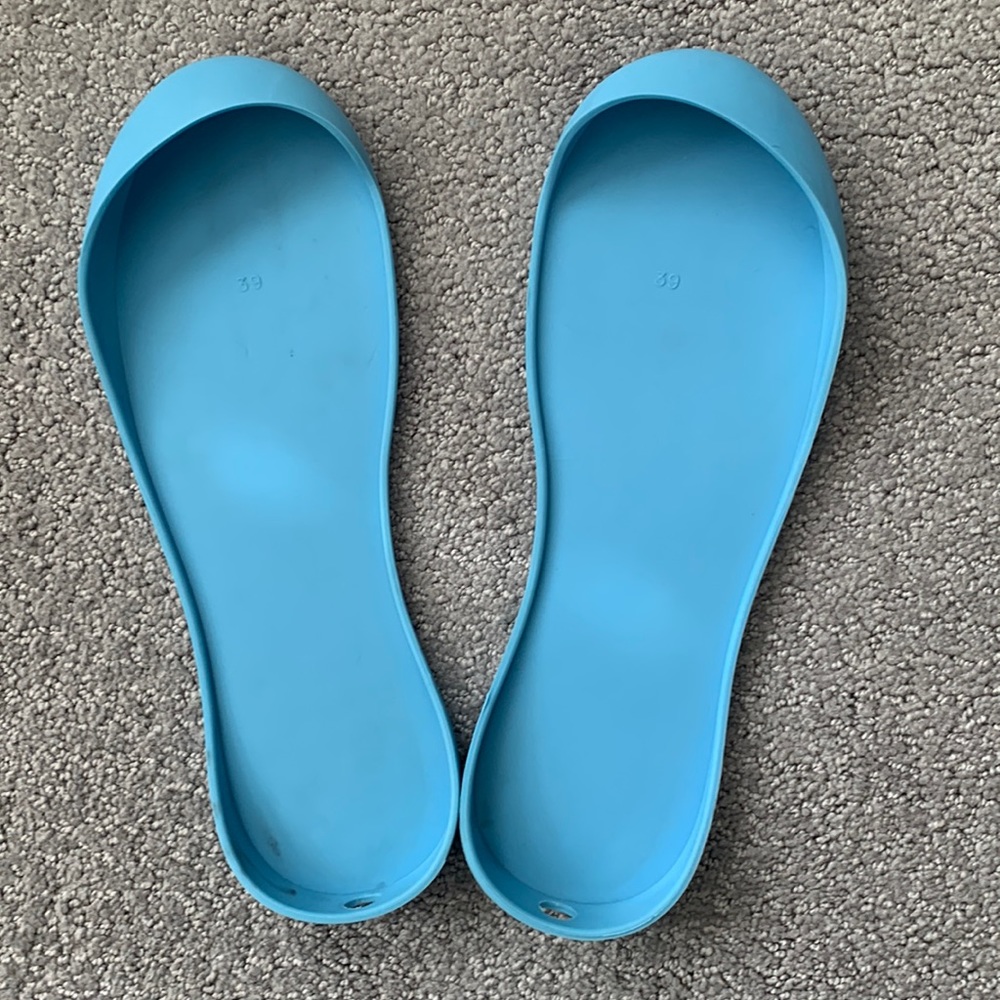 Mahabis Size 39 soles Excellent Used Condition